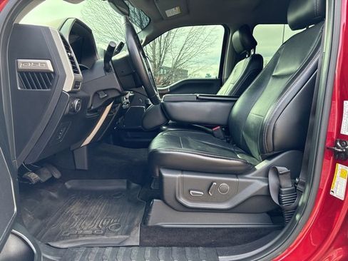 Used 2017 Ford F150 Lariat image 17