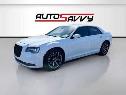 Used 2021 Chrysler 300 S w/ Comfort Group RWD image 3