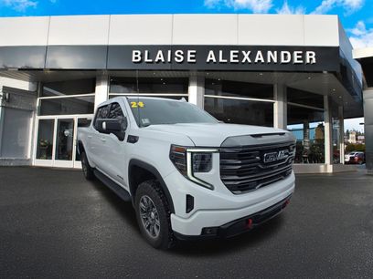 Used 2024 GMC Sierra 1500 AT4 w/ Technology Package