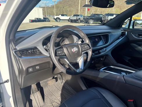 Used 2023 Buick Enclave Essence w/ Experience Buick Package AWD/4WD image 13