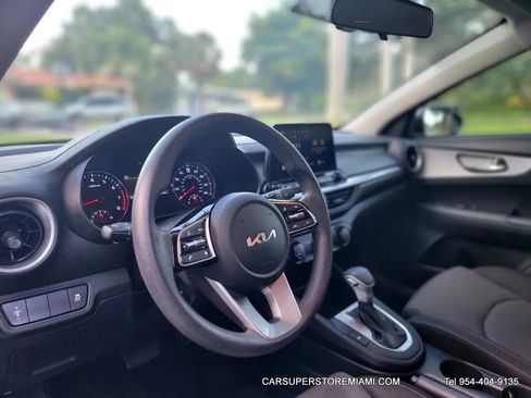 Used 2024 Kia Forte LXS image 23