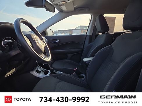 Used 2019 Jeep Compass Sport image 14