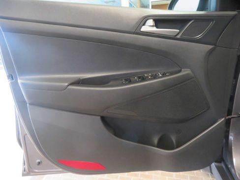 Used 2020 Hyundai Tucson SEL w/ Cargo Package FWD image 13