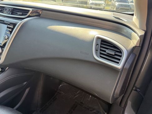 Used 2015 Nissan Murano SL w/ SL Technology Package FWD image 34