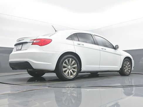 Used 2014 Chrysler 200 Touring image 49