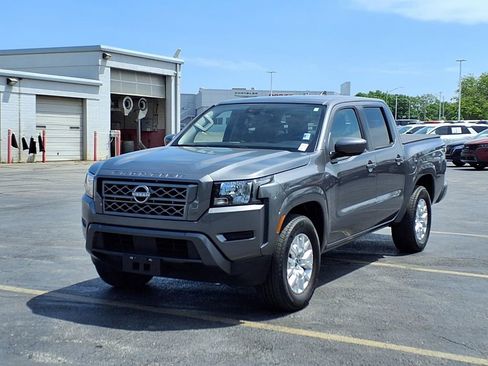 Certified 2023 Nissan Frontier SV RWD image 2