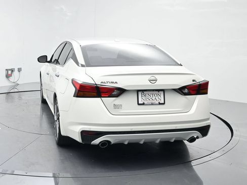 Used 2024 Nissan Altima 2.5 SL FWD image 19