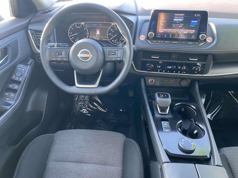 Used 2023 Nissan Rogue SV AWD/4WD image 9