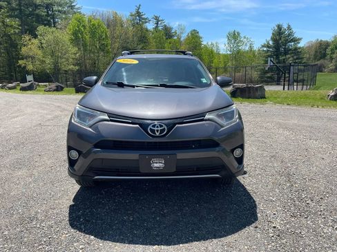 Used 2016 Toyota RAV4 XLE AWD/4WD image 6