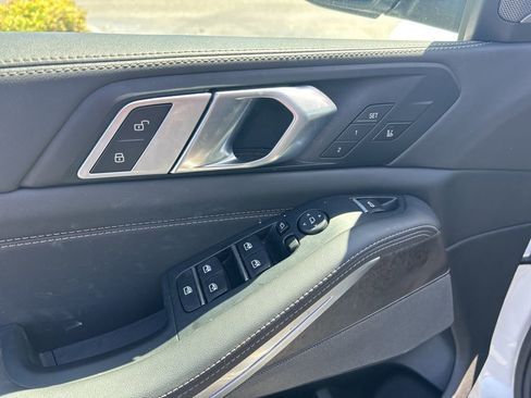 Used 2026 BMW X5 sDrive40i w/ Climate Comfort Package image 16