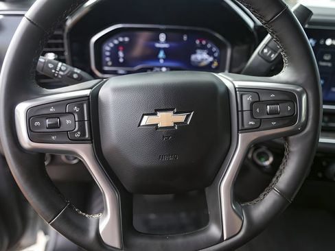 Used 2025 Chevrolet Silverado 2500 LTZ AWD/4WD image 15