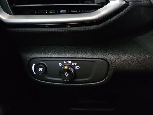 Used 2023 Chevrolet TrailBlazer LS FWD image 37