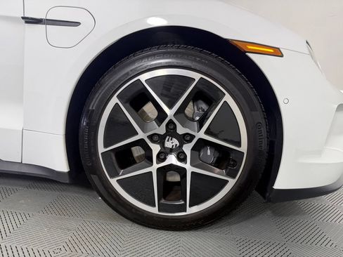 Certified 2025 Porsche Taycan AWD/4WD image 12