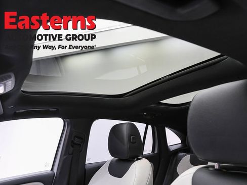 Used 2022 Mercedes-Benz GLA 250 4MATIC w/ AMG Line image 34