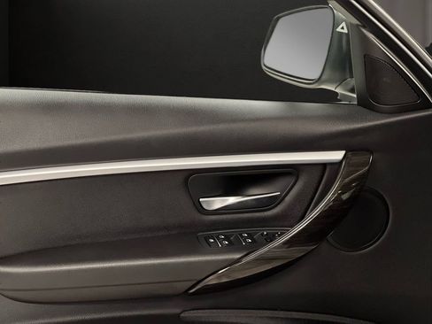 Used 2018 BMW 330i xDrive Wagon image 38