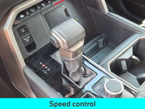 Used 2022 Toyota Tundra Limited AWD/4WD image 25