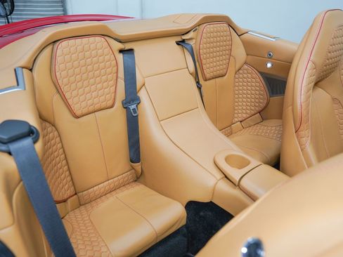 Used 2014 Aston Martin Vanquish Volante RWD image 30