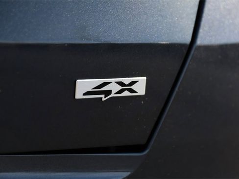 Used 2023 Kia Sorento SX image 9