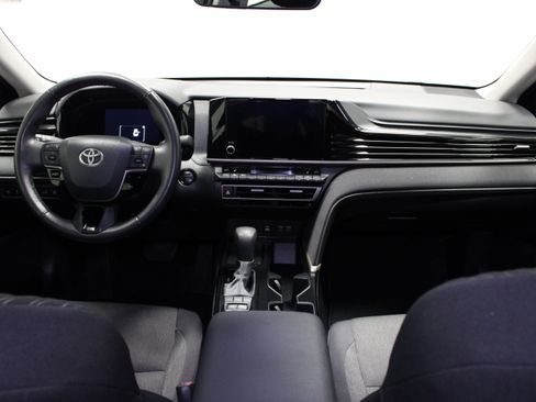 Used 2025 Toyota Camry LE w/ Convenience Package AWD/4WD image 19