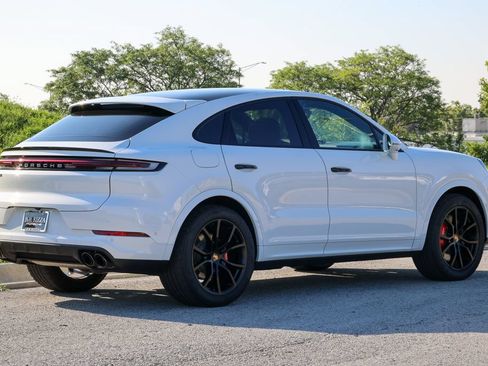 Certified 2026 Porsche Cayenne S AWD/4WD image 41