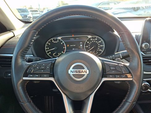 Used 2019 Nissan Altima 2.5 SR w/ SR Premium Package image 19