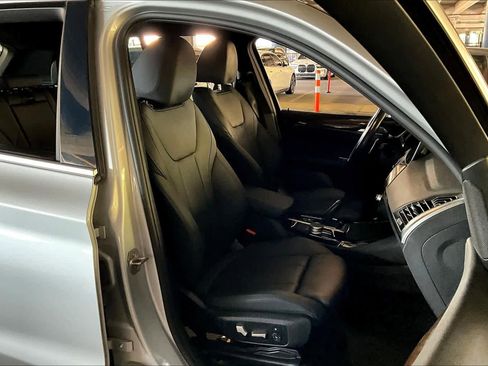 Used 2021 BMW X3 xDrive30e w/ Premium Package image 8