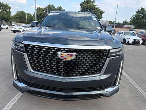 Used 2021 Cadillac Escalade Premium Luxury w/ LPO, Illumination Package AWD/4WD image 2