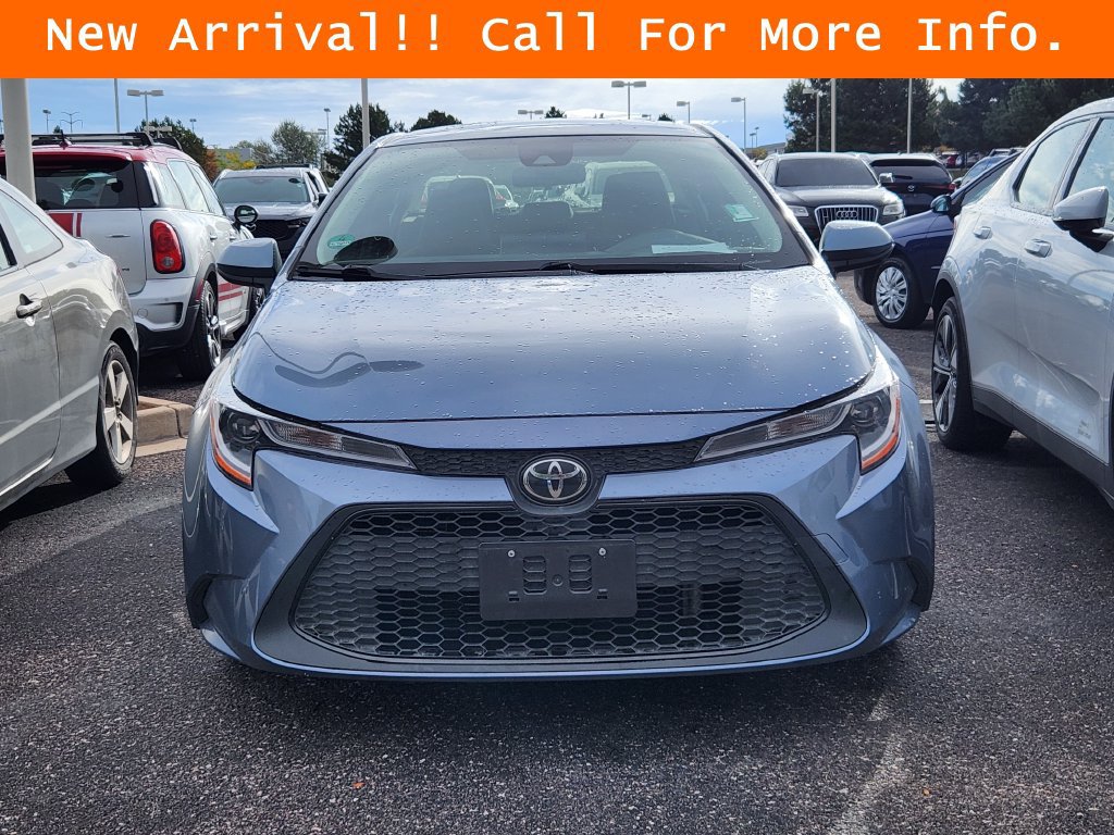 Used 2022 Toyota Corolla LE w/ Carpet Mat Package (TMS) FWD image 3