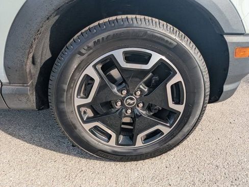 Used 2022 Ford Bronco Sport Outer Banks w/ Tech Package image 12