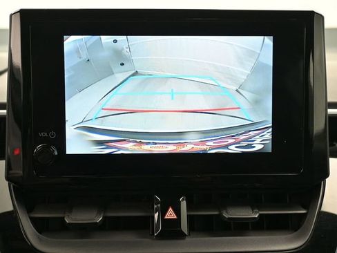 Used 2023 Toyota Corolla SE image 16