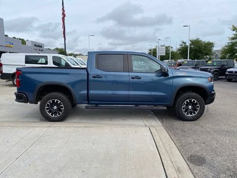 Used 2024 Chevrolet Silverado 1500 ZR2 w/ Technology Package AWD/4WD image 2