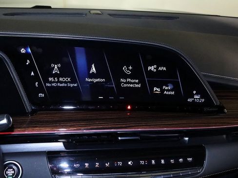 Used 2023 Cadillac Escalade ESV Premium Luxury image 19