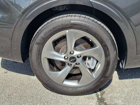 Certified 2026 Genesis GV70 2.5T AWD/4WD image 5