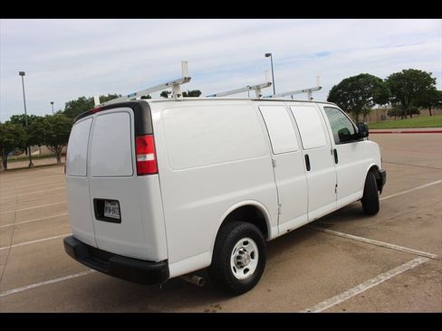 Used 2020 Chevrolet Express 2500 w/ Driver Convenience Package RWD image 5