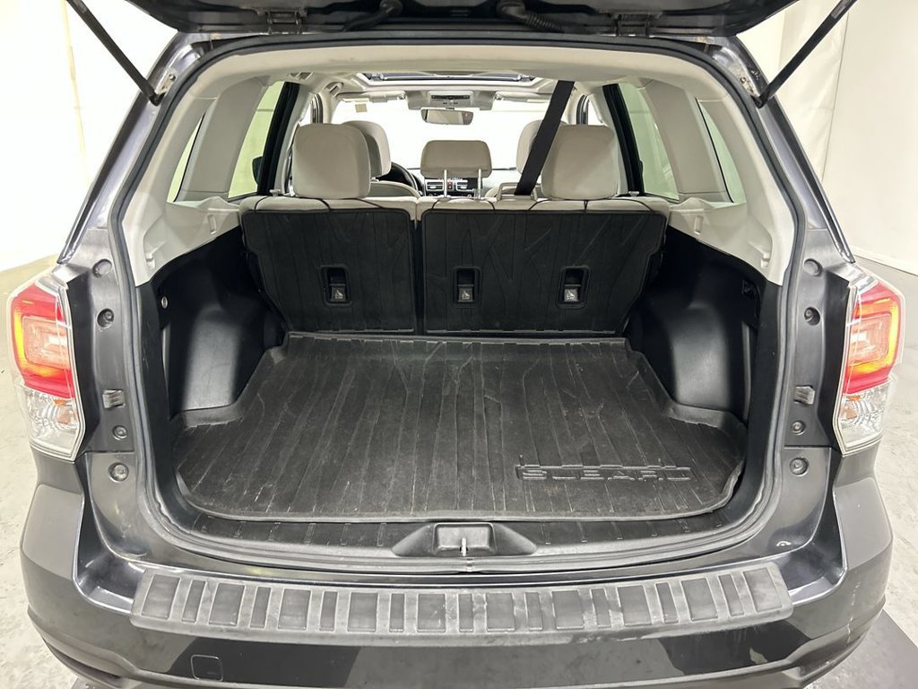 Used 2017 Subaru Forester 2.5i Premium AWD/4WD image 22