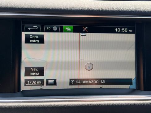 Used 2016 Land Rover Range Rover Sport HSE AWD/4WD image 38