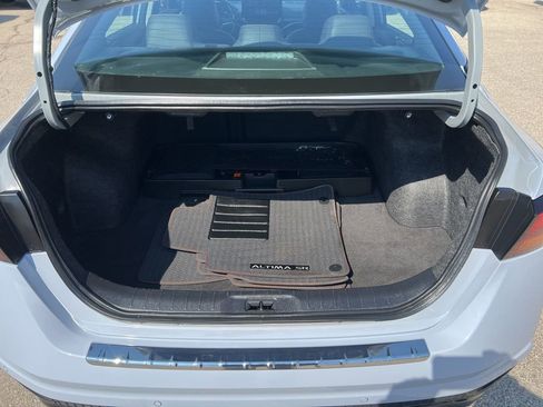 Certified 2023 Nissan Altima 2.5 SR w/ SR Premium Package image 13