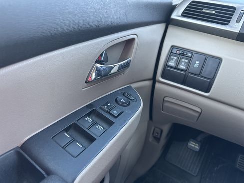 Used 2016 Honda Odyssey SE image 27