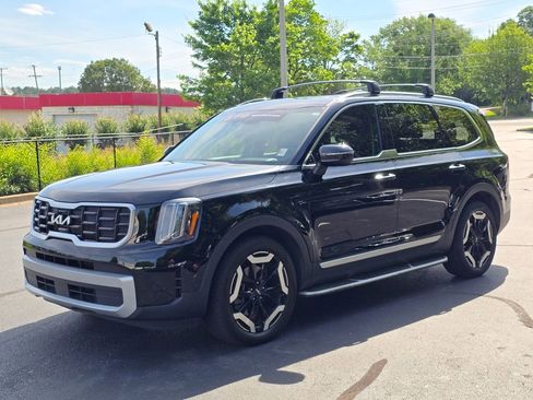 Certified 2024 Kia Telluride S w/ S Sunroof Package AWD/4WD image 7