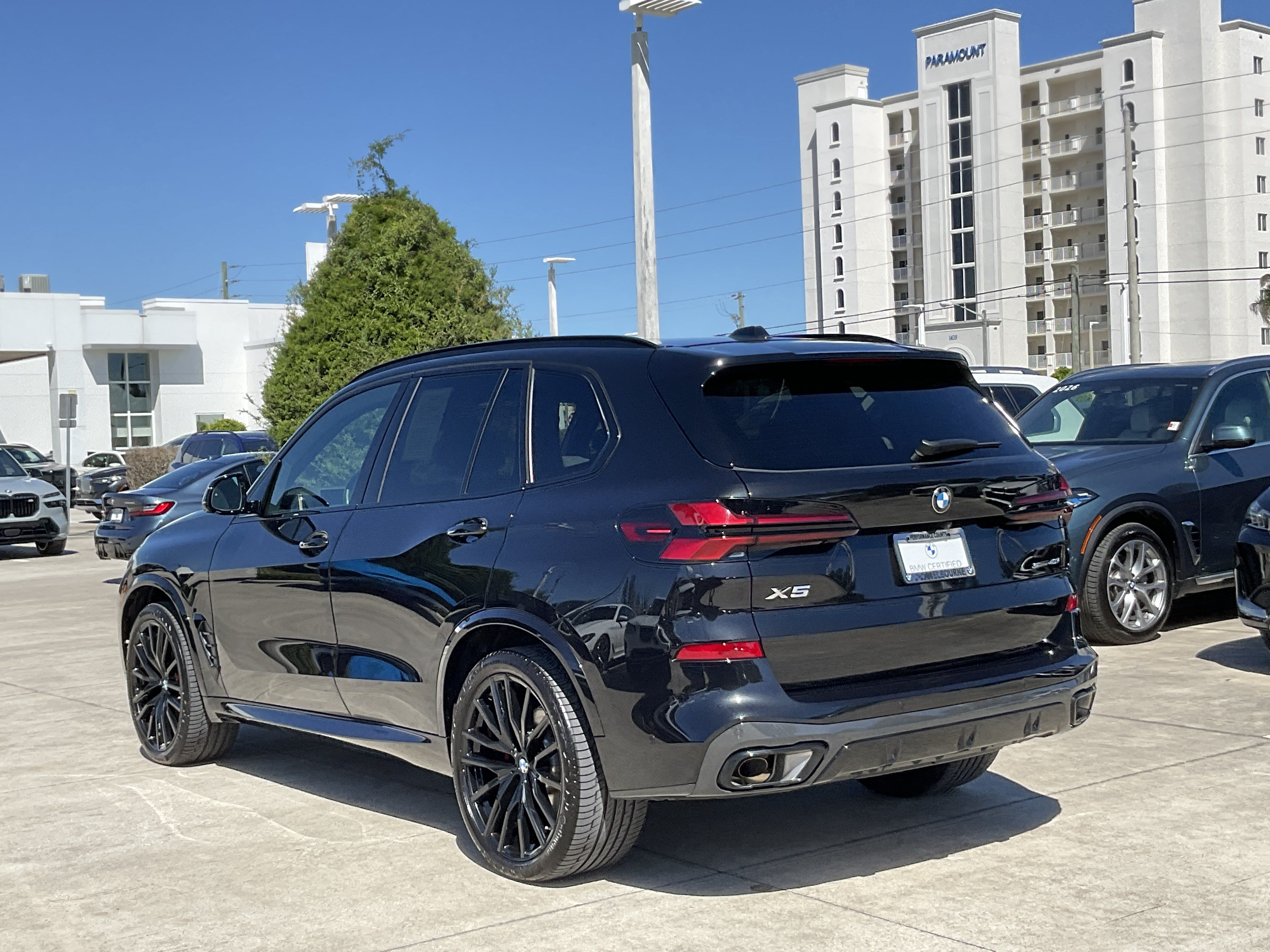 Certified 2025 BMW X5 sDrive40i w/ M Sport Package RWD image 6