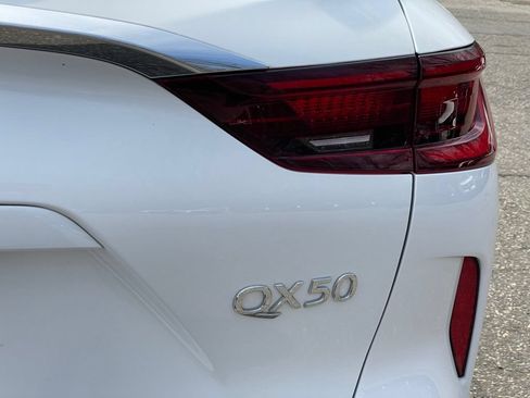 Used 2023 INFINITI QX50 Luxe AWD/4WD image 28