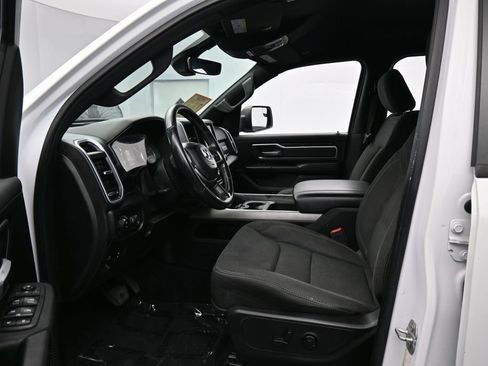 Used 2019 RAM 1500 Big Horn RWD image 11