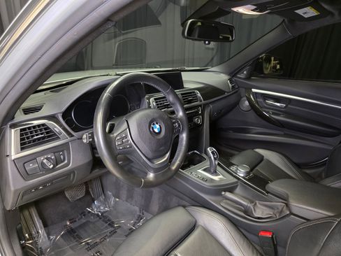 Used 2018 BMW 340i xDrive Sedan AWD/4WD image 3