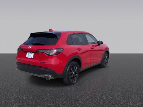 Used 2024 Honda HR-V Sport image 9