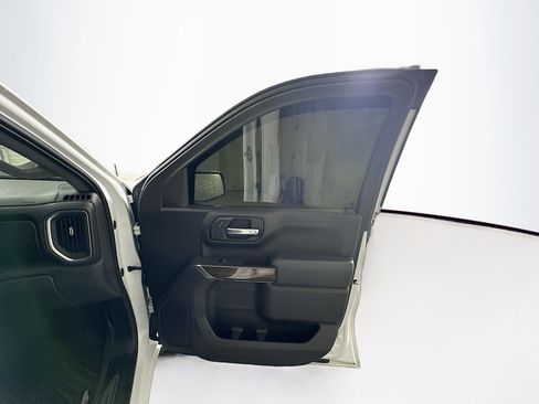 Used 2020 Chevrolet Silverado 1500 LT w/ Texas Edition image 31