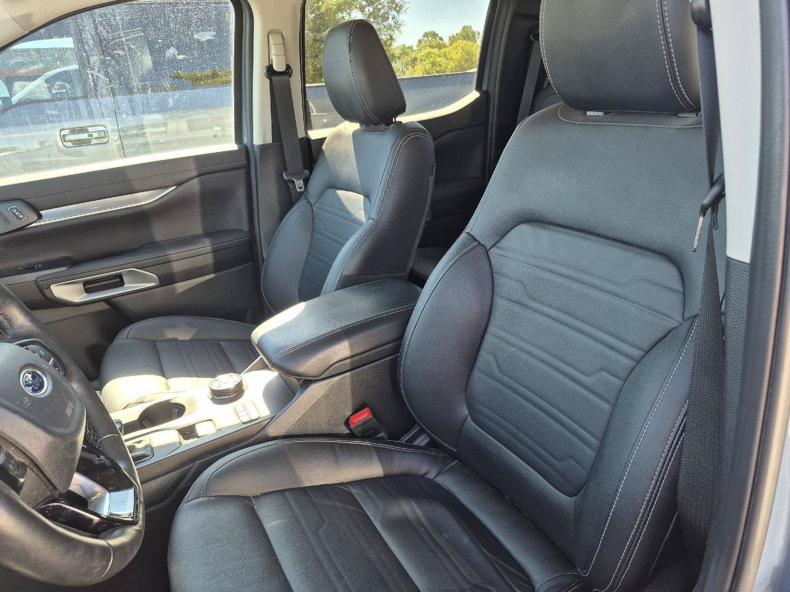 Used 2024 Ford Ranger Lariat w/ FX4 Off-Road Package AWD/4WD image 2