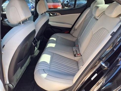 Used 2024 Genesis G70 2.5T w/ Sport Prestige Package image 13