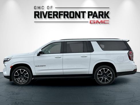 Used 2021 Chevrolet Suburban RST AWD/4WD image 6