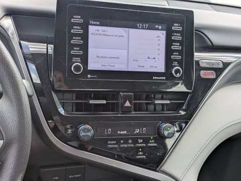 Certified 2023 Toyota Camry LE FWD image 15