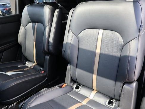 Used 2024 MAZDA CX-90 Plug-In Hybrid w/ Premium Plus image 16